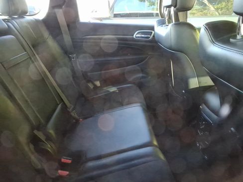 Used 2021 Jeep Grand Cherokee Laredo X RWD image 9