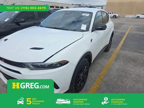 Used 2024 Dodge Hornet GT w/ GT Blacktop Package image 1