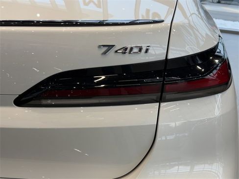 New 2026 BMW 740i xDrive 740i xDrive w/ Executive Package image 32