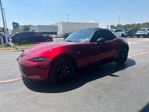 Used 2026 MAZDA MX-5 Miata Sport RWD image 5