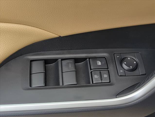 Certified 2025 Toyota RAV4 LE FWD image 11