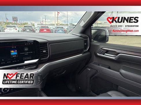 Used 2024 GMC Sierra 1500 SLT w/ SLT Premium Package AWD/4WD image 45
