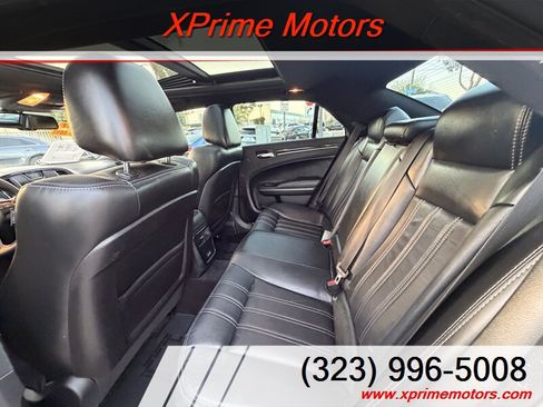 Used 2017 Chrysler 300 S w/ S Model Appearance Package RWD image 28