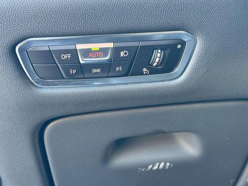 Used 2022 BMW X5 xDrive45e w/ Climate Comfort Package image 31