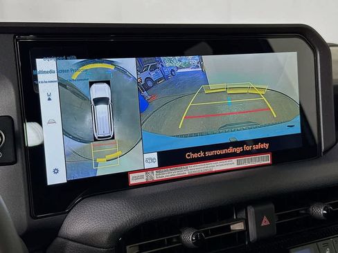 Used 2025 Toyota Land Cruiser w/ Premium Package image 29