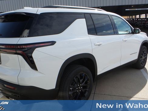 New 2026 Chevrolet Traverse LT w/ Midnight/Sport Edition image 5