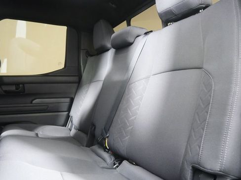 Used 2024 Toyota Tacoma SR5 w/ SR5 Upgrade Package image 18