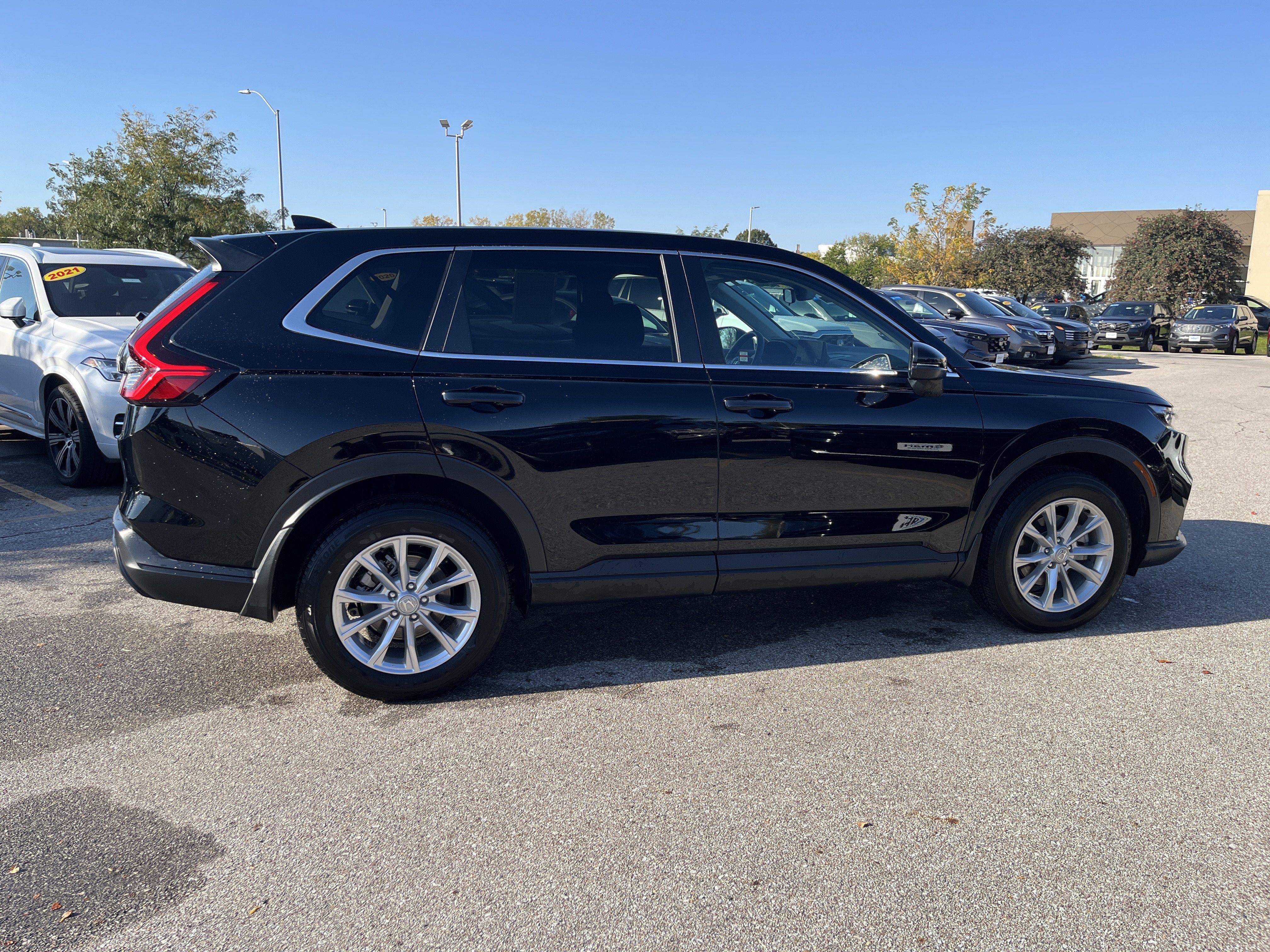 Used 2024 Honda CR-V EX image 4