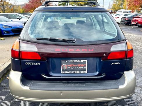 Used 2004 Subaru Outback Wagon image 5