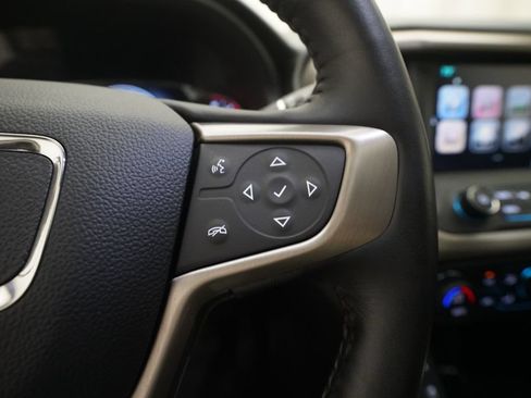 Used 2017 GMC Acadia Denali w/ Technology Package AWD/4WD image 19