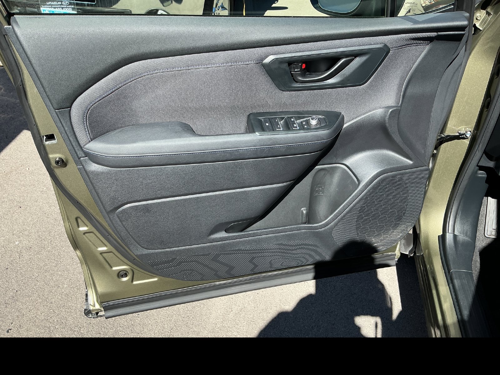 Certified 2025 Subaru Forester Premium AWD/4WD image 11
