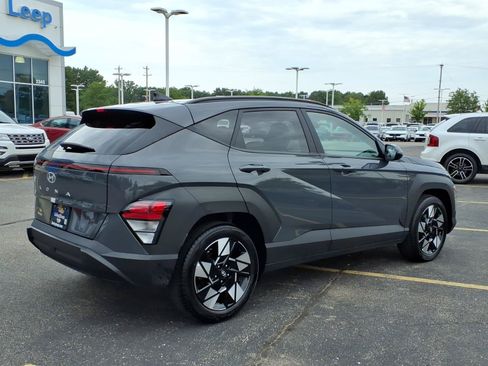 Used 2025 Hyundai Kona SEL FWD image 11