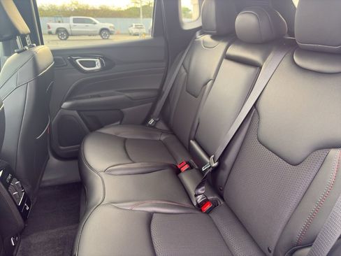 New 2026 Jeep Compass Trailhawk image 19