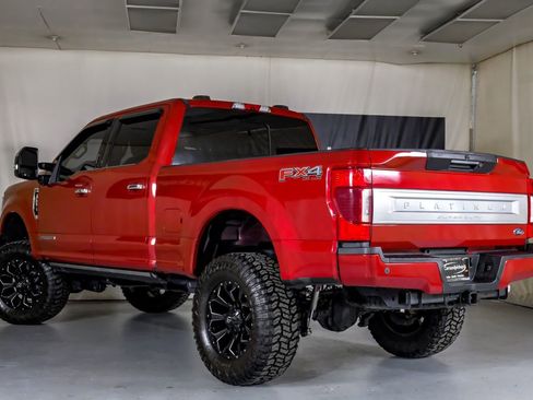 Used 2021 Ford F250 Platinum image 10