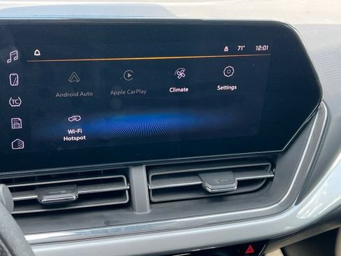 Certified 2026 Chevrolet Trax LT FWD image 21