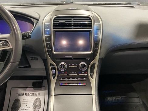 Used 2019 Lincoln Nautilus Reserve AWD/4WD image 15