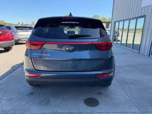 Used 2018 Kia Sportage LX FWD image 12
