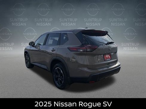 Certified 2025 Nissan Rogue SV FWD image 3