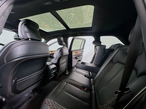 Used 2022 Jeep Grand Cherokee Summit AWD/4WD image 15