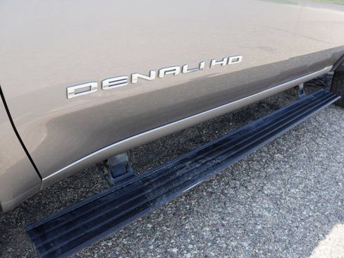 Used 2025 GMC Sierra 3500 Denali Ultimate AWD/4WD image 15