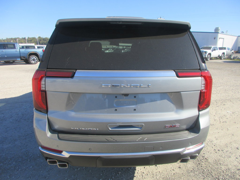 New 2027 GMC Yukon Denali w/ Sun & Power Step Package AWD/4WD image 5