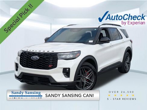 Used 2025 Ford Explorer ST RWD image 1