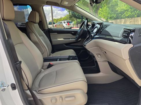 Certified 2024 Honda Odyssey Elite image 26