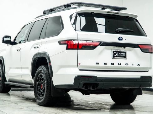 Used 2023 Toyota Sequoia TRD Pro AWD/4WD image 11