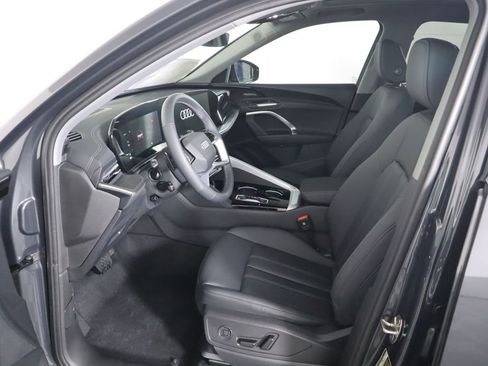 Used 2025 Audi Q5 Premium w/ Premium Plus AWD/4WD image 22