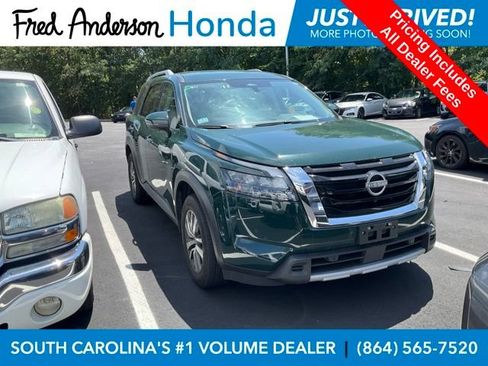 Used 2025 Nissan Pathfinder SL FWD image 1