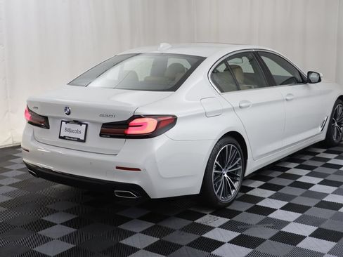 Used 2023 BMW 530i xDrive w/ Premium Package AWD/4WD image 21