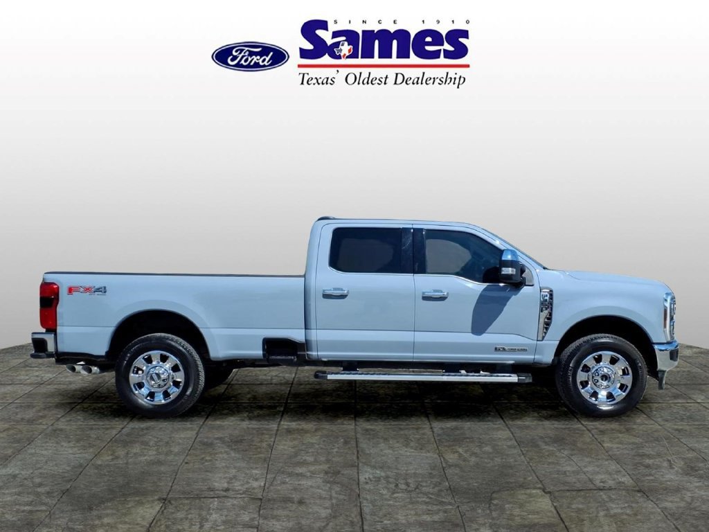 Used 2024 Ford F350 Lariat w/ Chrome Package AWD/4WD image 2