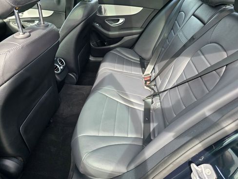 Used 2019 Mercedes-Benz C 300 4MATIC Sedan image 20