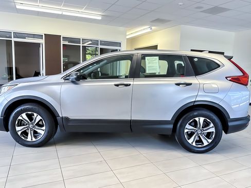 Used 2018 Honda CR-V LX image 7