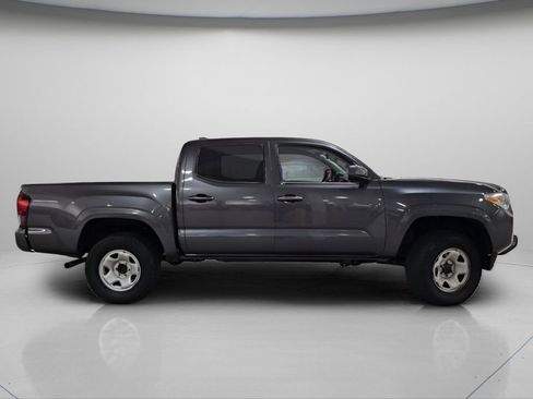 Used 2023 Toyota Tacoma SR image 15