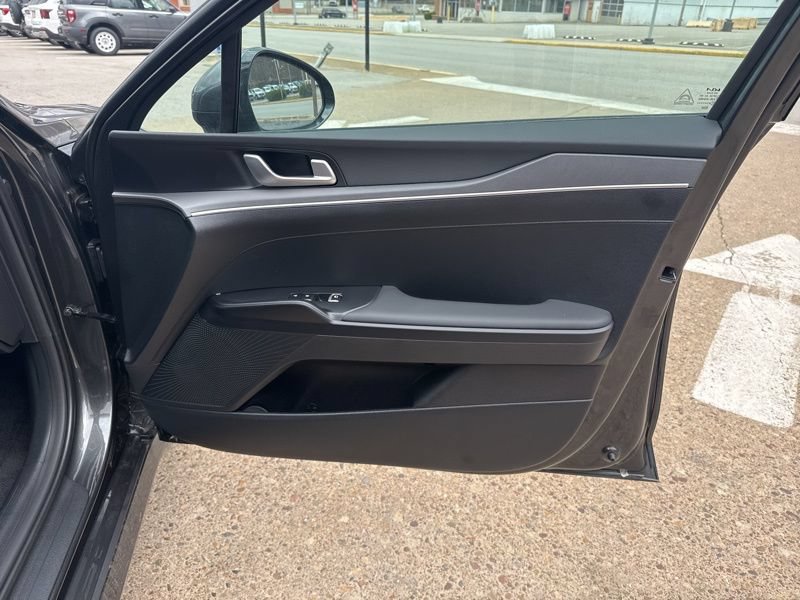 New 2026 Kia K5 LXS FWD image 15