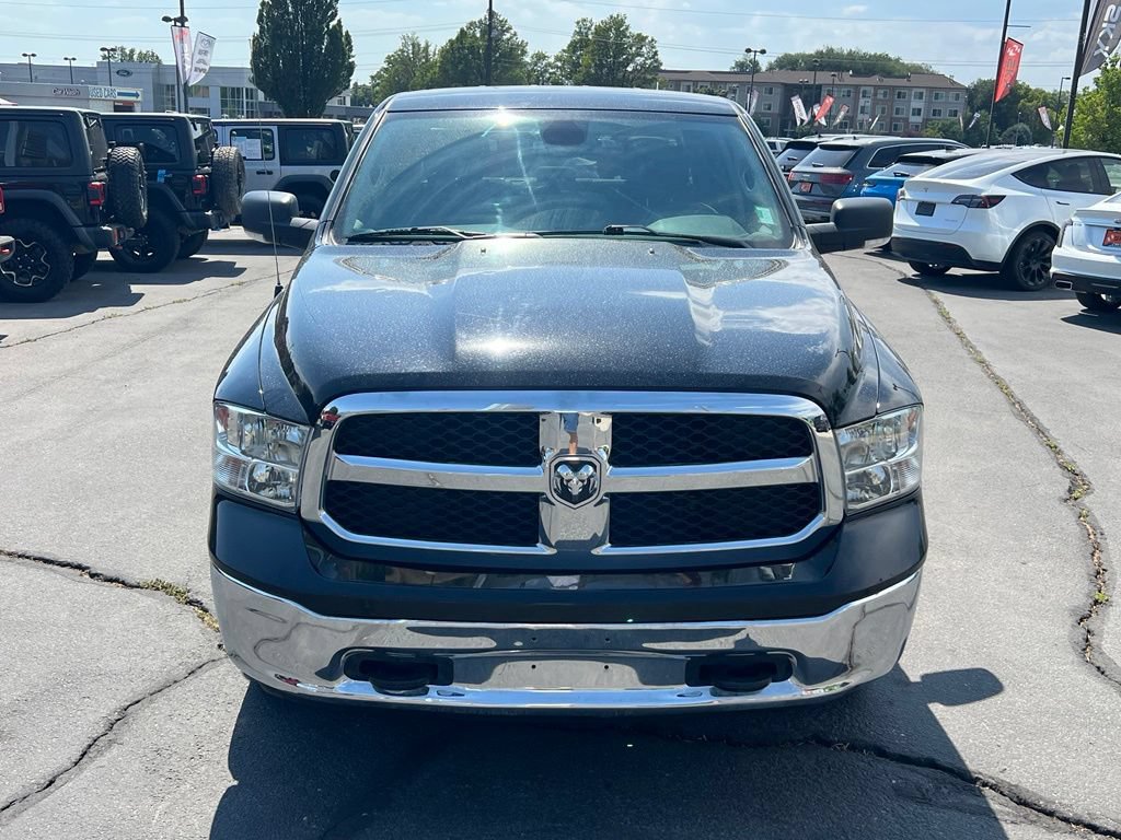Used 2022 RAM 1500 Classic SLT w/ Electronics Convenience Group AWD/4WD image 4