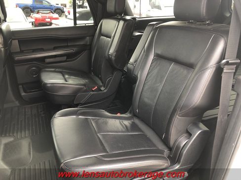 Used 2020 Ford Expedition Max XLT w/ Equipment Group 202A image 16