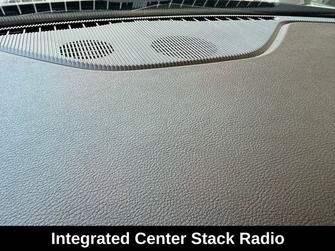 New 2026 Jeep Grand Cherokee Altitude image 11