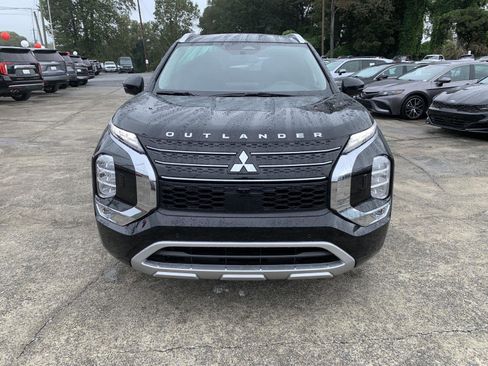 Used 2023 Mitsubishi Outlander SEL image 6