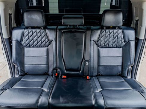 Used 2018 Toyota Tundra Platinum image 33