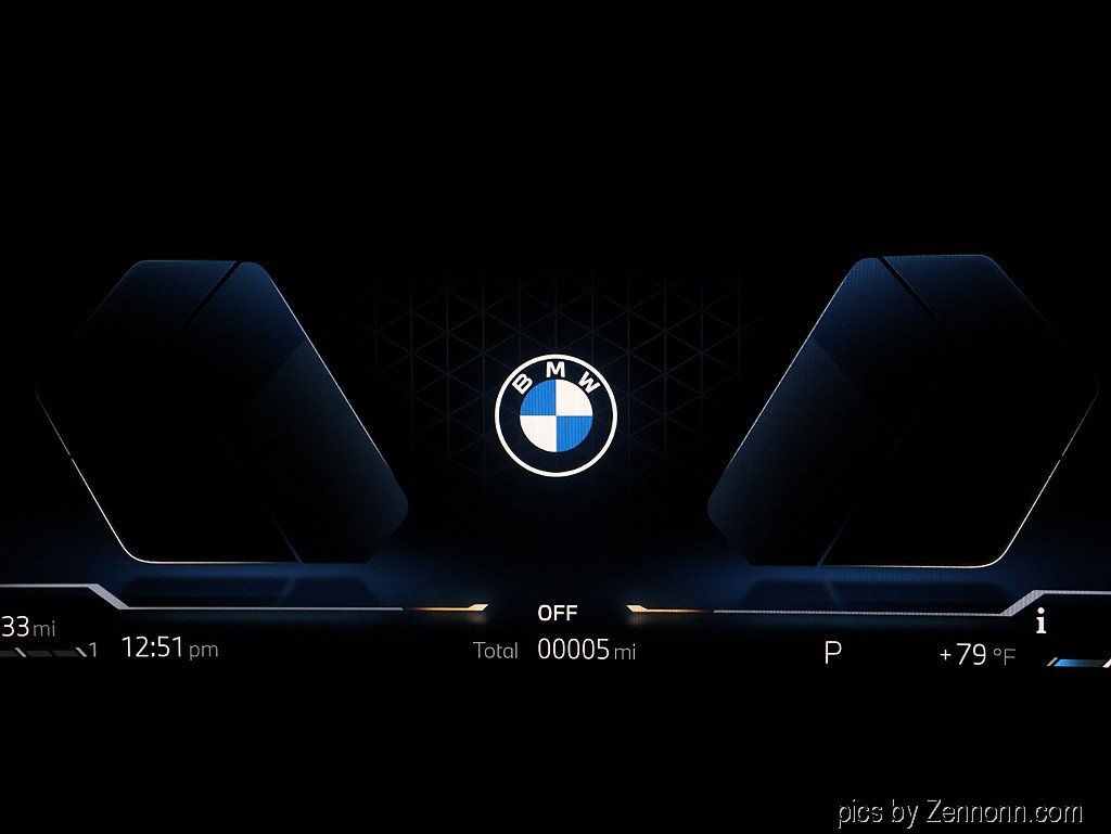 New 2027 BMW X1 xDrive28i AWD/4WD image 17