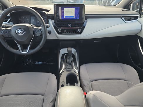 Used 2025 Toyota Corolla SE FWD image 12