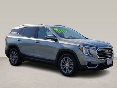 Used 2023 GMC Terrain SLT w/ Infotainment Package II