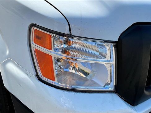 Used 2021 Nissan NV 2500 SV RWD image 34