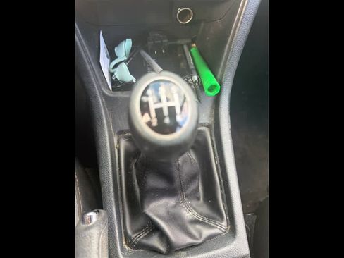 Used 2017 Subaru Crosstrek 2.0i Premium AWD/4WD image 4