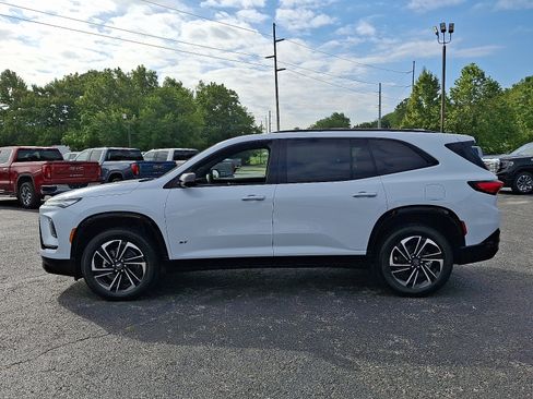 New 2026 Buick Enclave Sport Touring w/ Power Package image 5