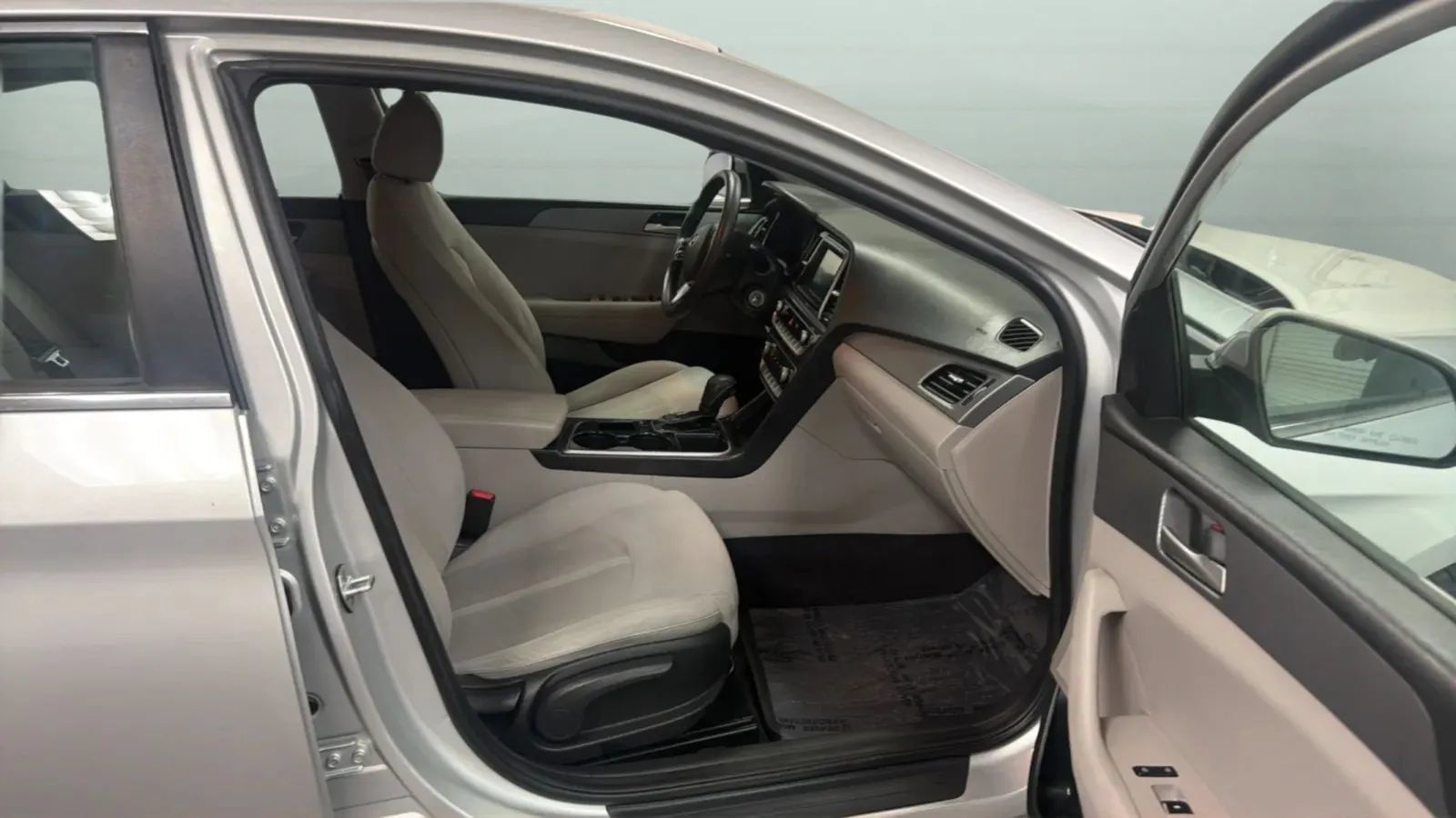 Used 2018 Hyundai Sonata SE FWD image 20