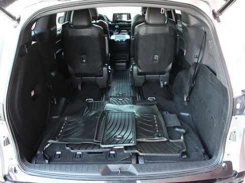Used 2021 Toyota Sienna XSE AWD/4WD image 22