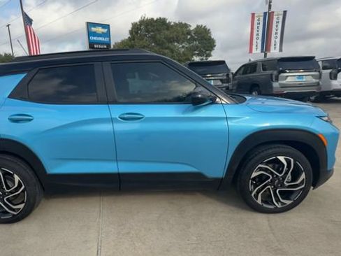 Used 2025 Chevrolet TrailBlazer RS w/ Convenience Package FWD image 9